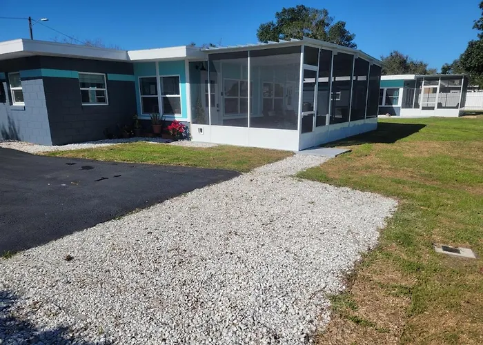 Camp St. Cabanas Unit 4